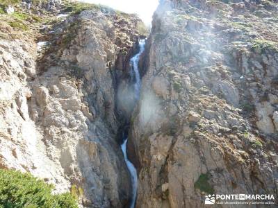 Montaña Leonesa Babia;Viaje senderismo puente; fin de semana romantico escapadas fin de semana